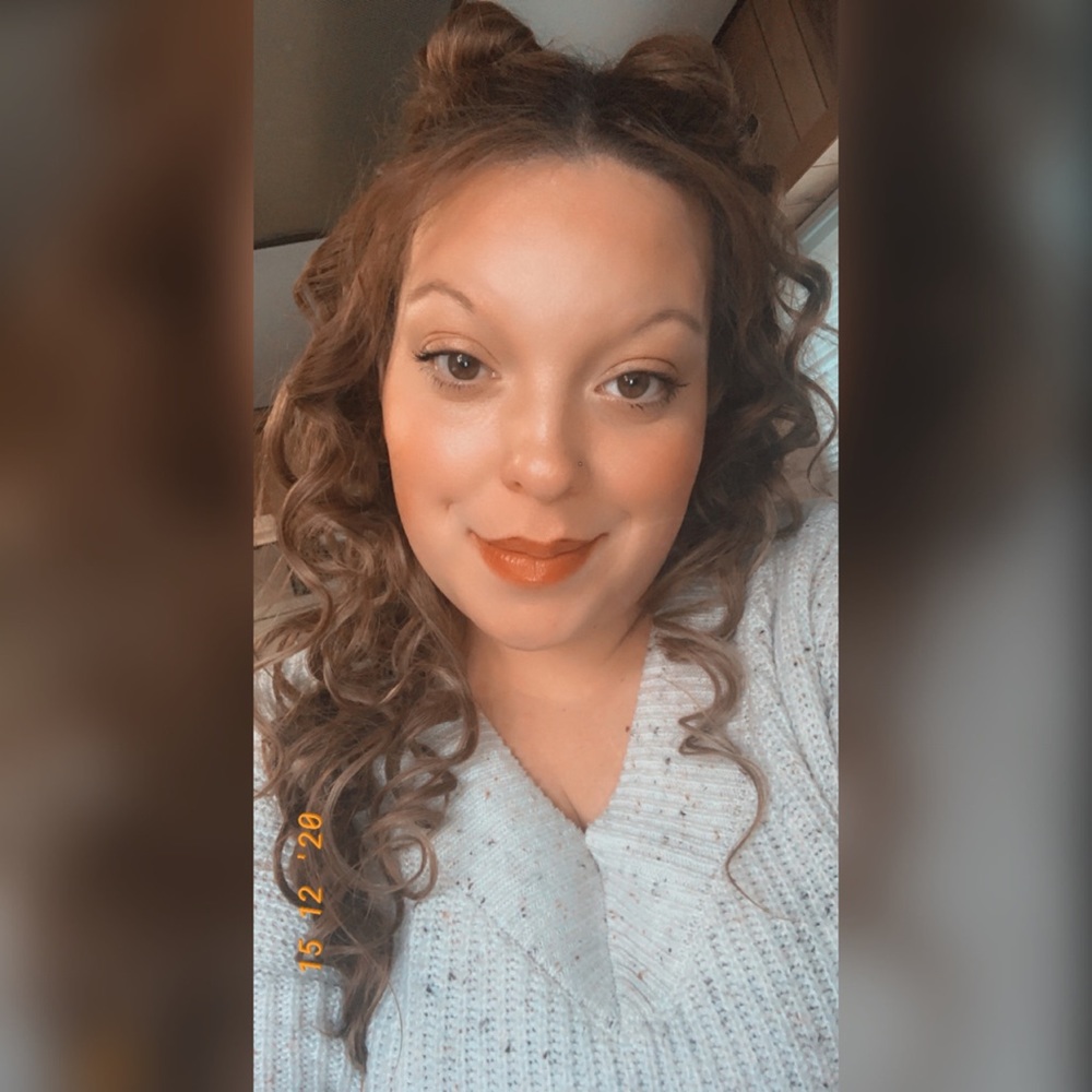 Meet your Posher, Karleigh